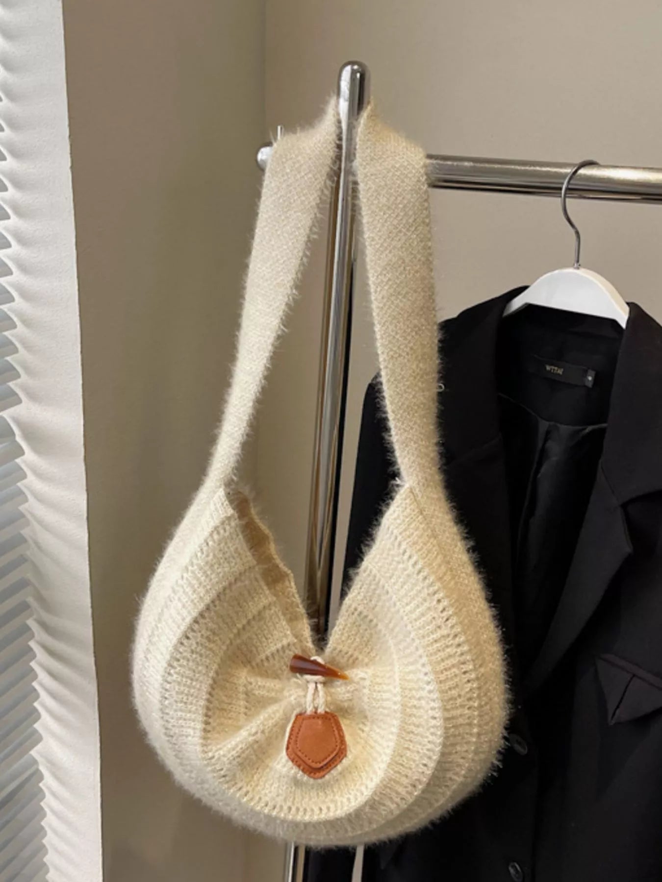 9f4b1dc8-0f32-46e0-ab42-bf06ed5d4c64-Max-Origin